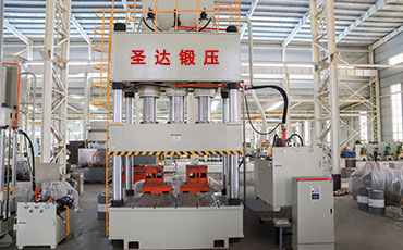 四柱液壓機(jī)的工作原理、特點(diǎn)以及應(yīng)用